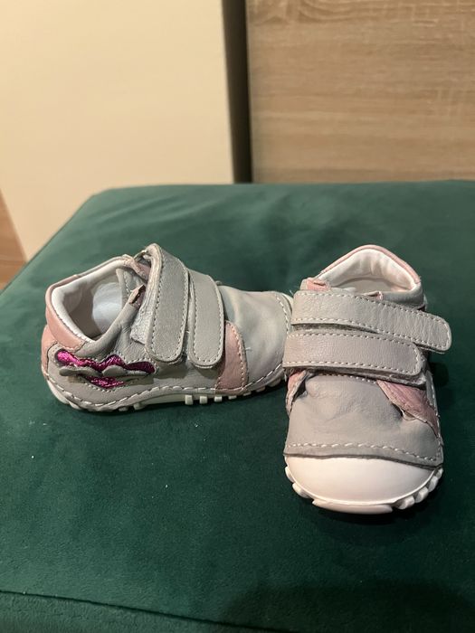 Ghetute bebe toate100 lei