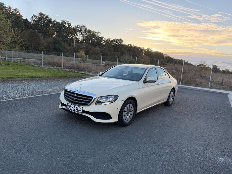 MERCEDES-BENZ E-Class 0 — imagine 3