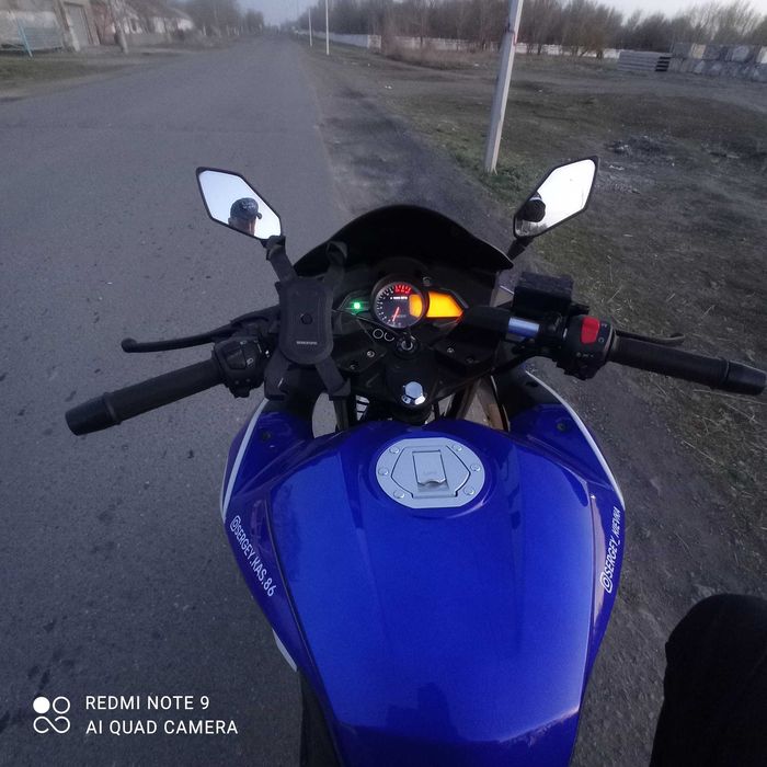 Продам почти новый мотоцикл