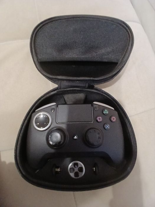 Контролер  на RAZER