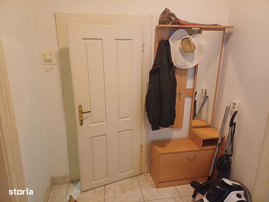 Vand apartament 2 camere in Centru