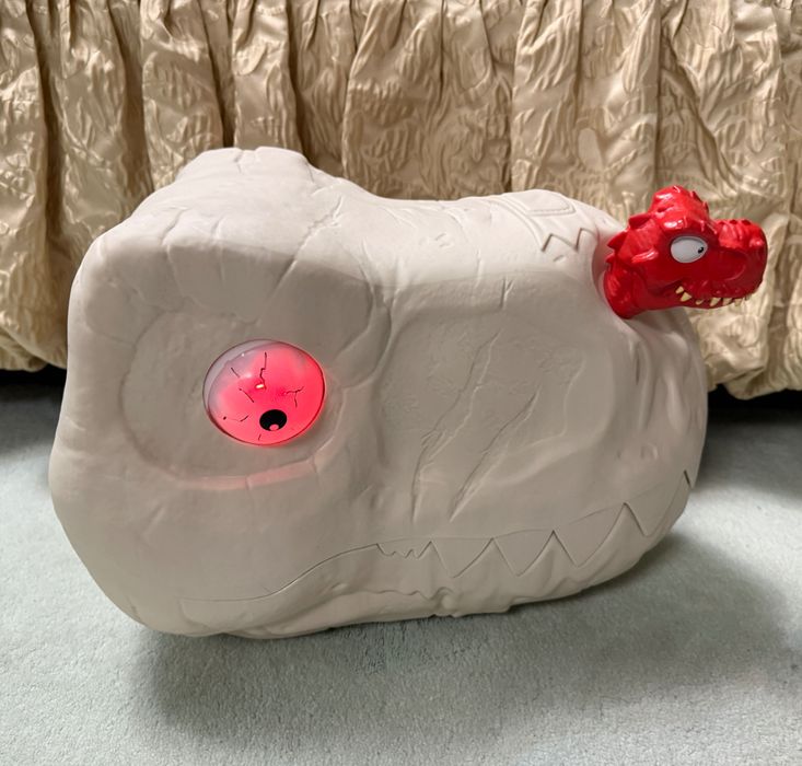 Голова динозавра игрушки