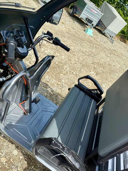 Tricicleta Voltarom Hercules Cu Cabină motor 3900W, 72V, 45Ah, 25km/h