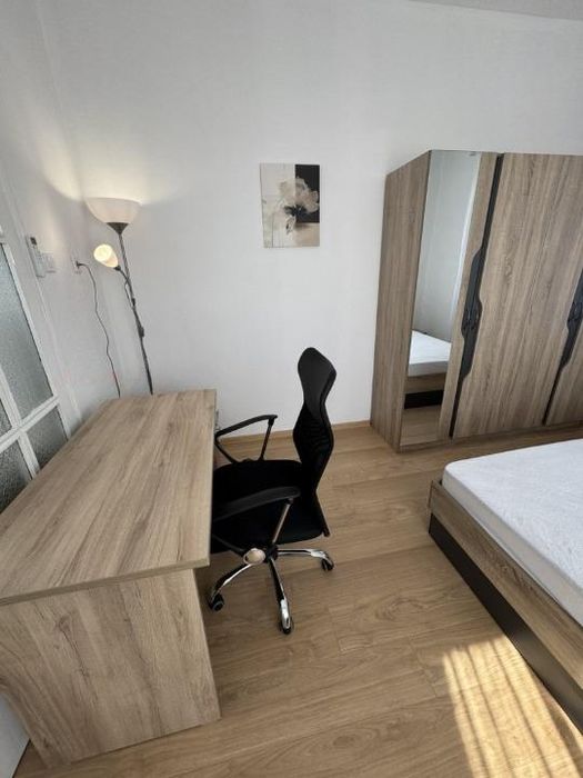 Дава се под наем Четиристаен апартамент в Пловдив, Център - 100 кв.м за 612 € - Снимка #5