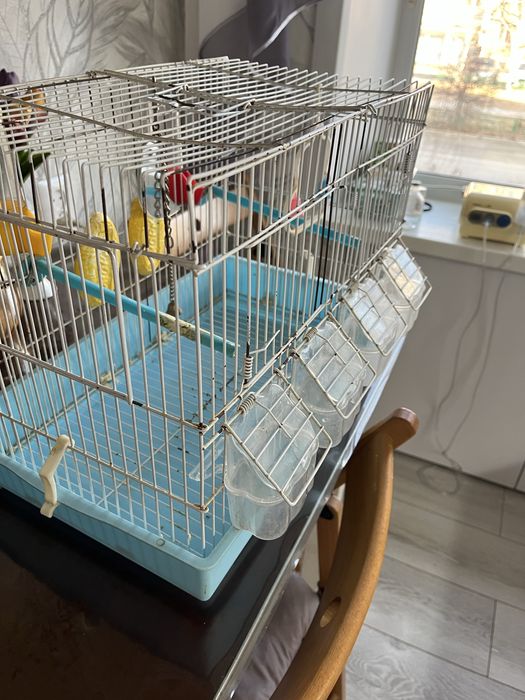 Продам клетку для попугая