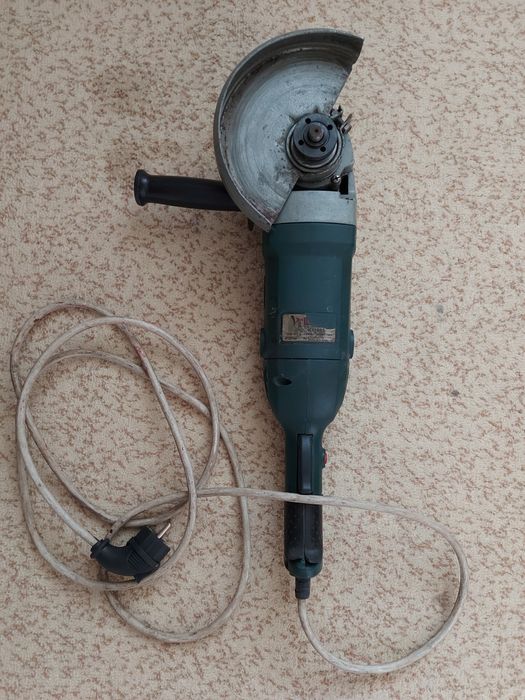 Срочно продам балгарка 180мм