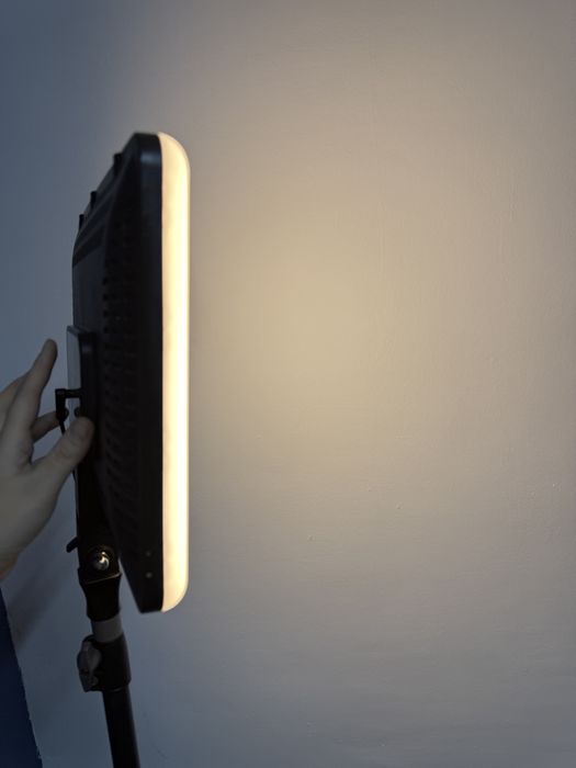 Продам постоянный свет RGBRAND