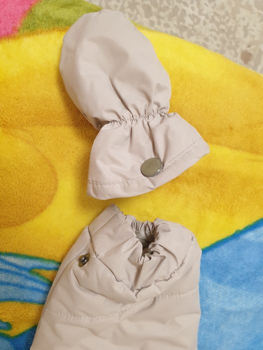 Продам комбинезон на весну