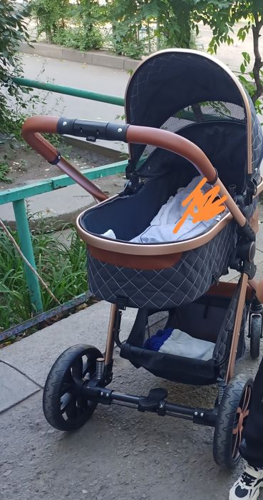 Продам детскую коляску