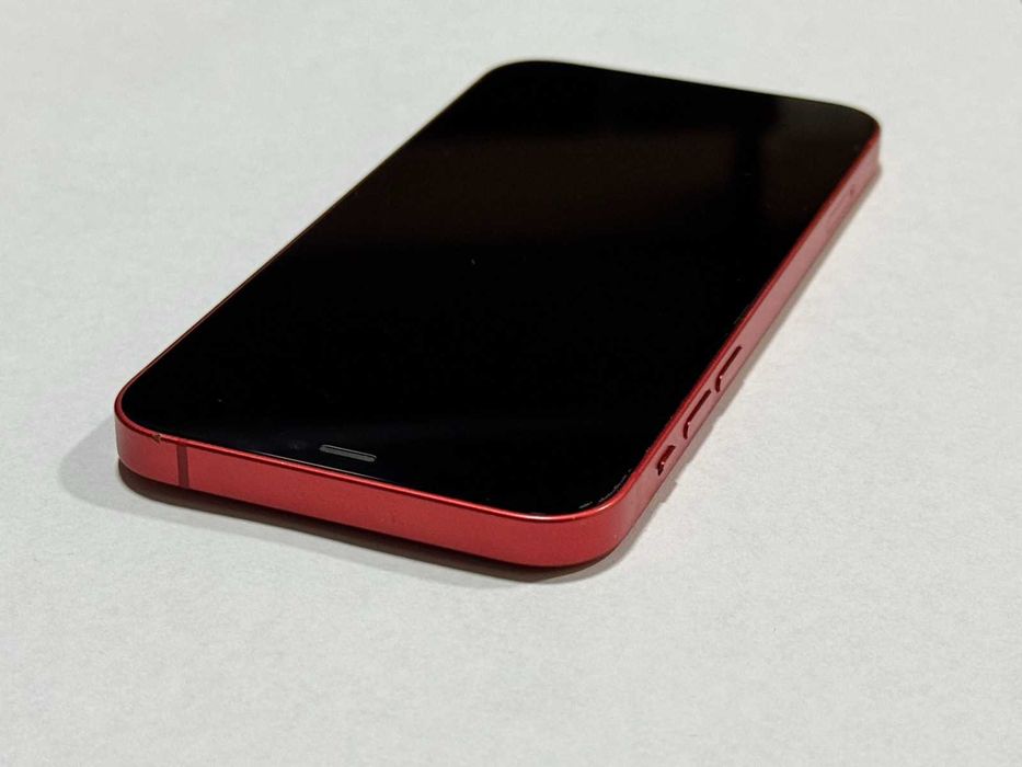 iPhone 12 64GB 77% Battery Health