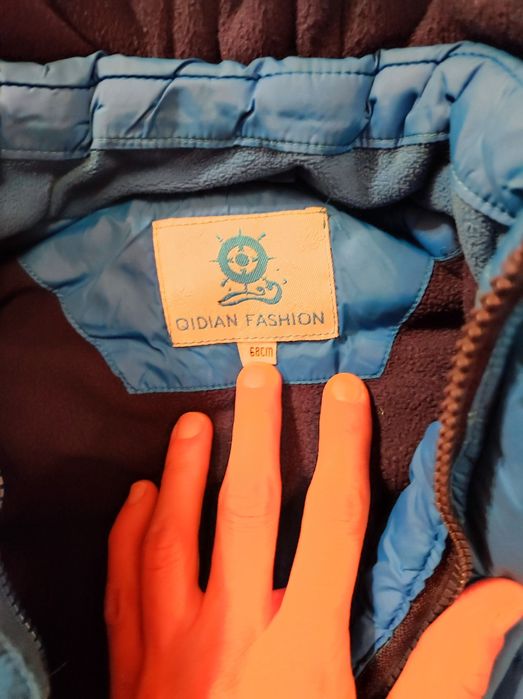 Продам зимние комбинезоны