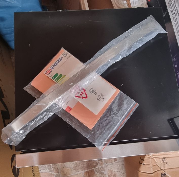 Хладилна витрина Klarstein 95L