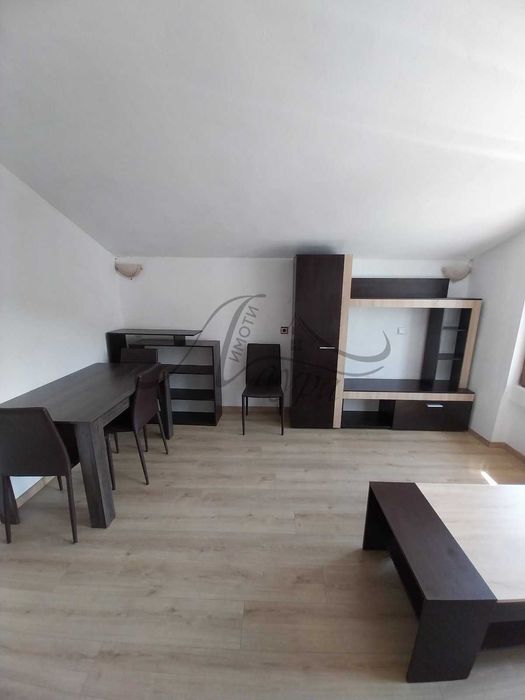 Дава се под наем Двустаен апартамент в Шумен, Център - 65 кв.м за 326.4 € - Снимка #6