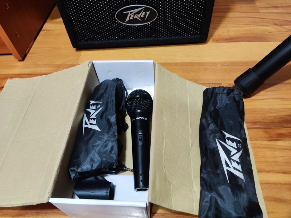 Продаётся профессиональный музыкальный комплект Peavey Audio Performer