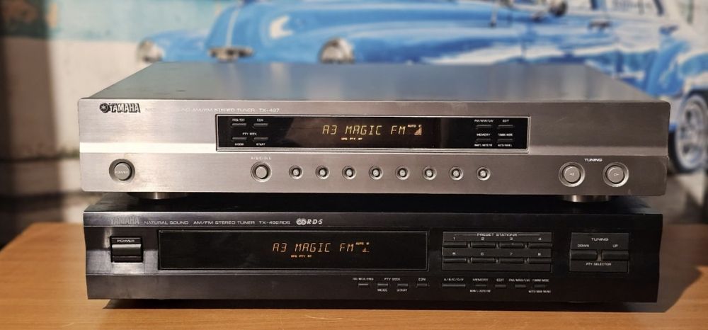 Muzica la radio tuner Yamaha TX 492 sau TX 497