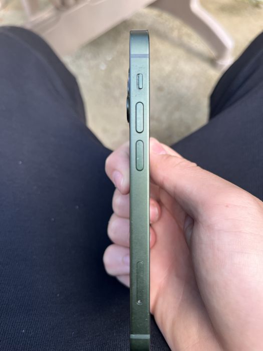iPhone 13 mini- чисто нов
