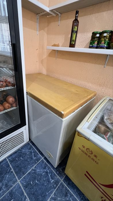 Продам морозильник