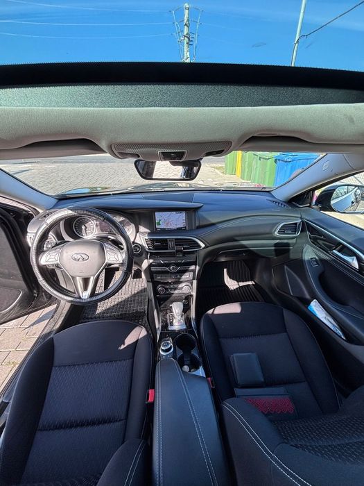 Infiniti QX30 Infiniti QX30 2.2d AWD Automată | 2017 | 129.000 km | Stare buna
