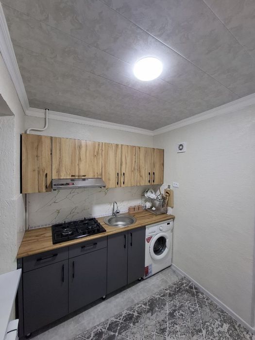 Чирчик 3 квартал Атлас Сомса 1комнатная  ремонт мебел техники 1етаж