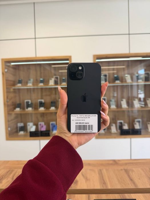 Iphone 15  128 Gb Akb 84% ЦП 609 imei 2 не вериф