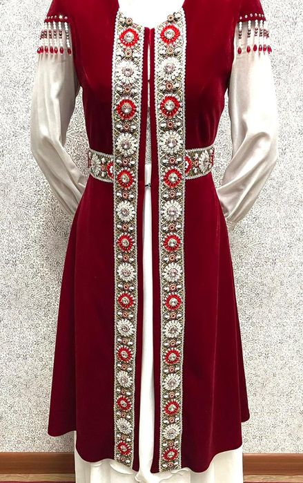 Қазақша киімдер қызға