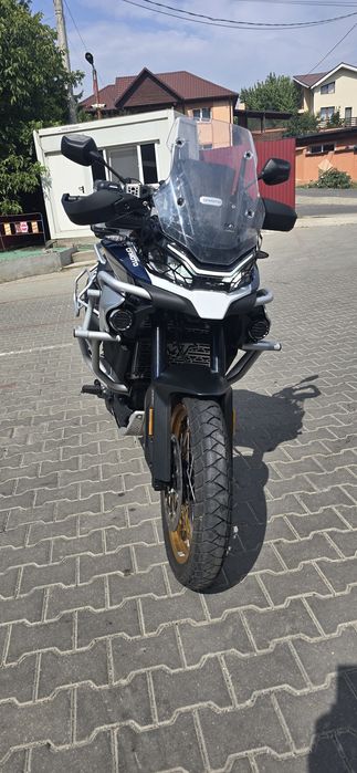 Cf moto 800 explorer