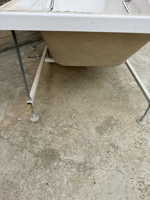 Ванна акрилова