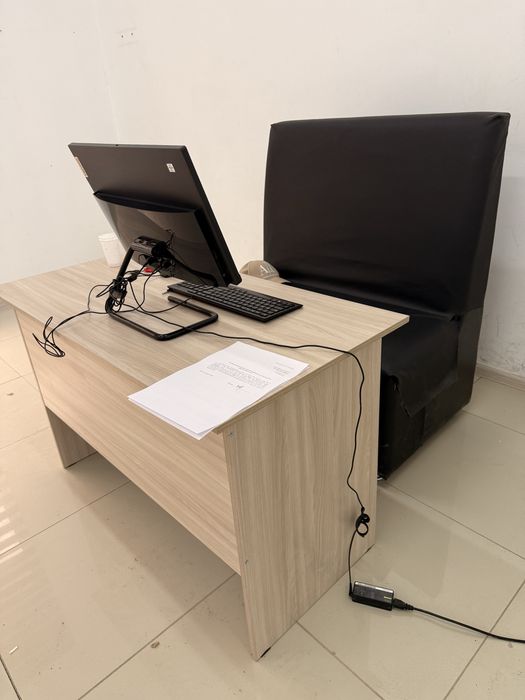 Стол однотумбовый офисный