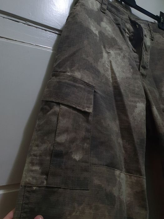 Pantaloni tactici pe camuflaj Atacs AU