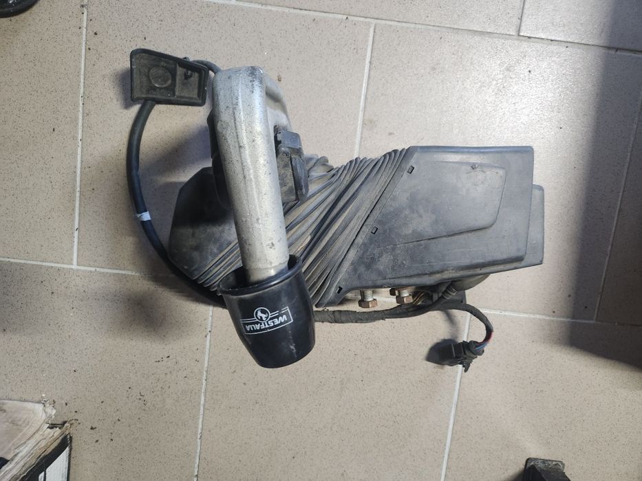 Vand stop spate X5 volan și diferite piese de  BMW