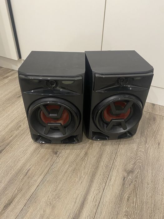 Продам новые колонки lg  ck43