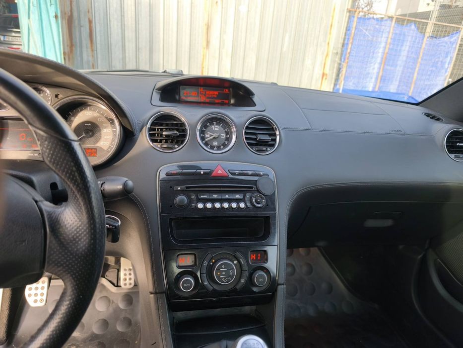 Продава се Peugeot RCZ