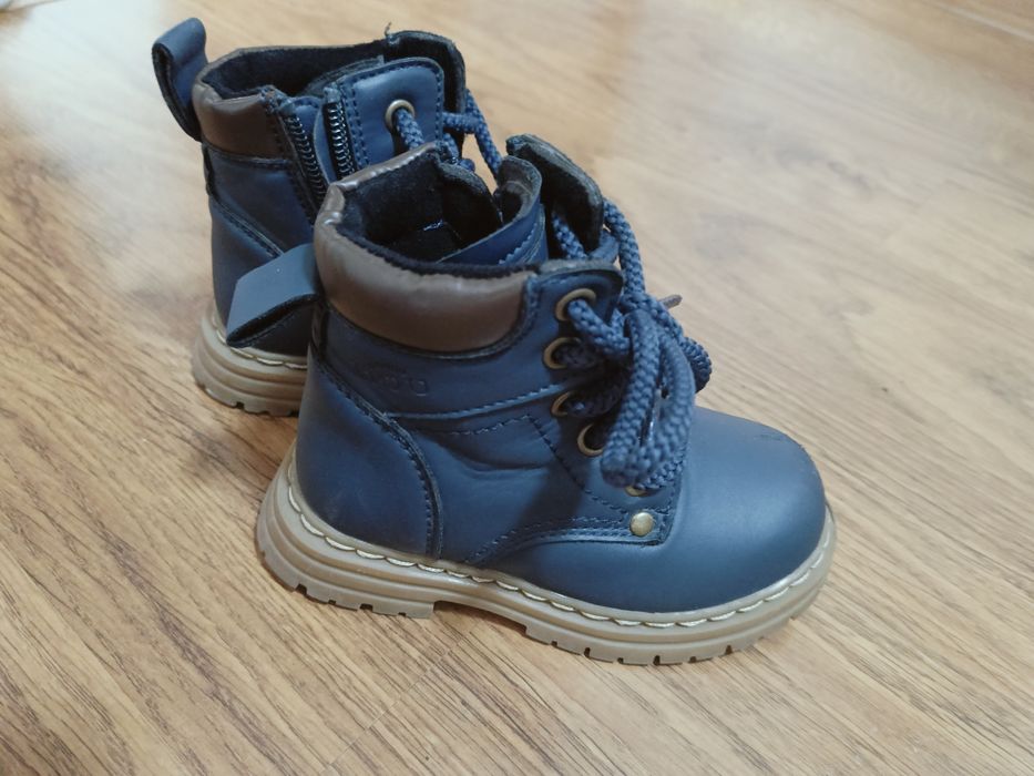 Продам обувь в хорошем состоянии