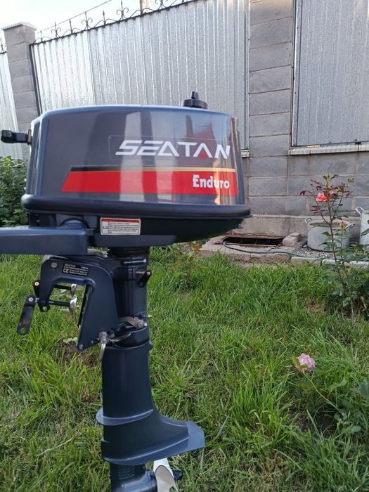 Продам лодочный мотор SEATAN-5