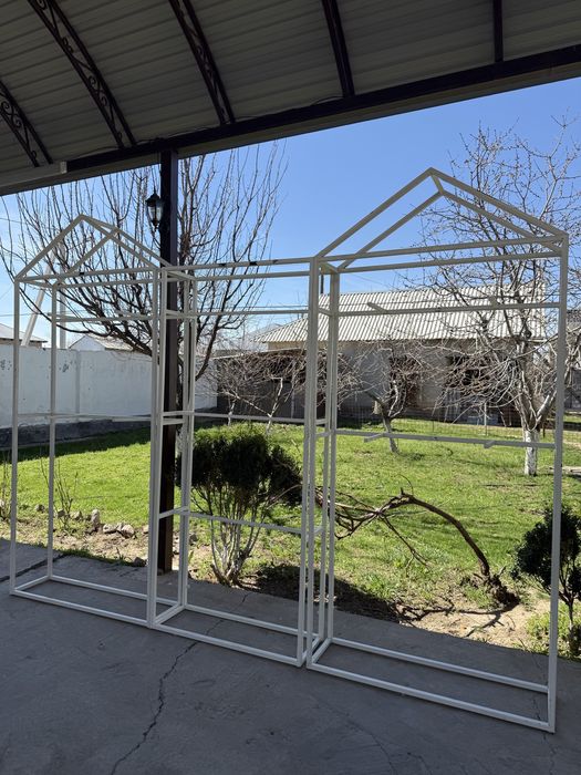 Стойки для магазина