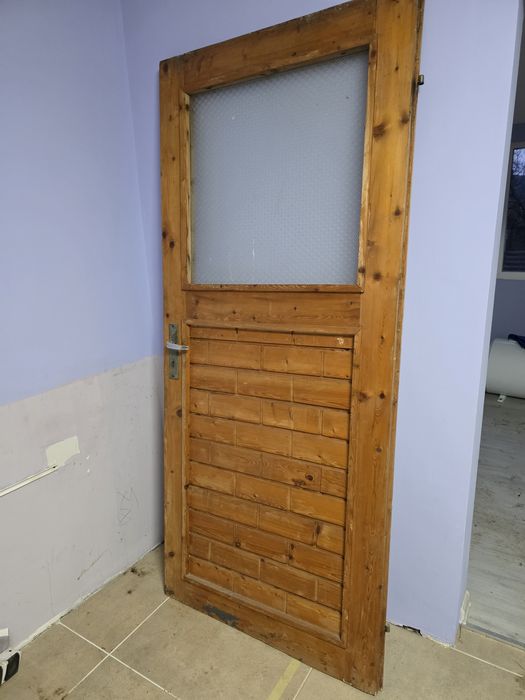 Дървени врати добро състояние