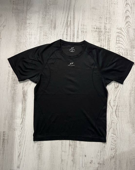 Мъжки горници и тениски