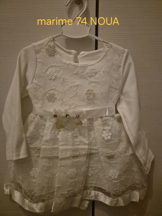 Rochie fetite noua marime 74
