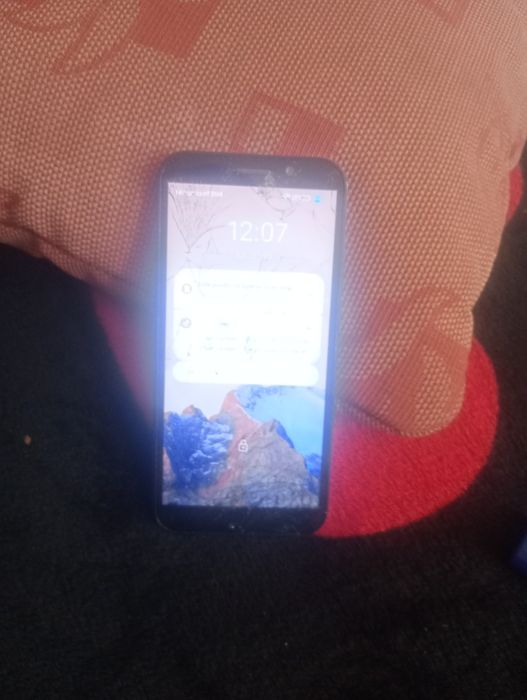 Telefon forte bun