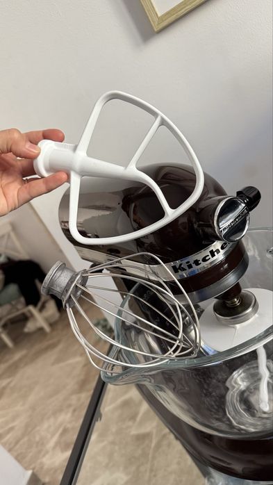 Mixer cu bol Kitchenaid artisan maro