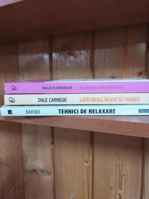 Carti pentru dezvoltare personala in limba romana și engleza