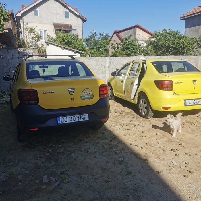 Vând 2 mașini tacxi cu locuri