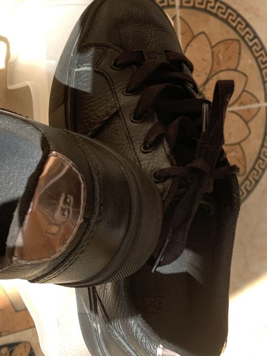 Продам ботинки