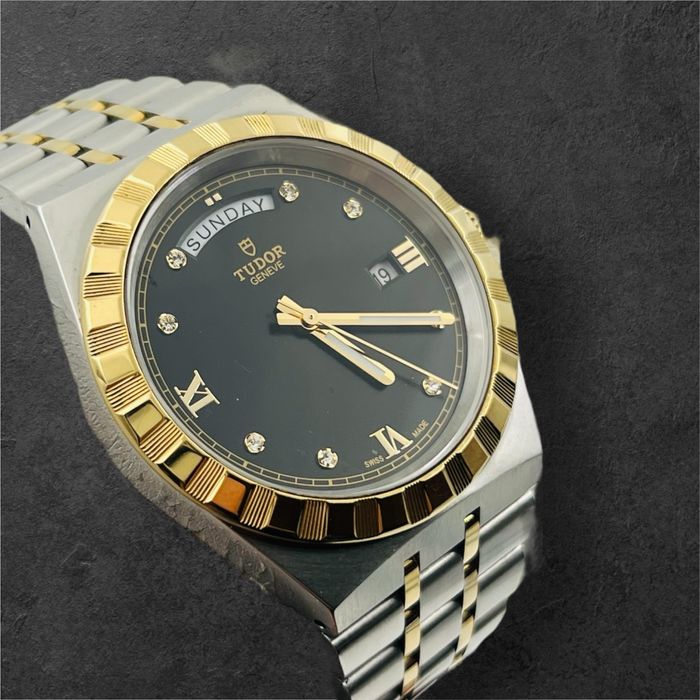 TUDOR ROYAL 41mm solid gold and diamond 90th мъжки часовник