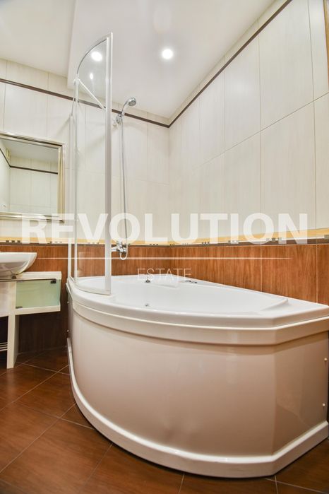 Дава се под наем Четиристаен апартамент в София, Иван Вазов - 160 кв.м за 1750 € - Снимка #8