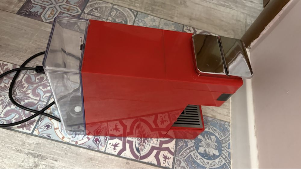 Кафемашина с капсули illy