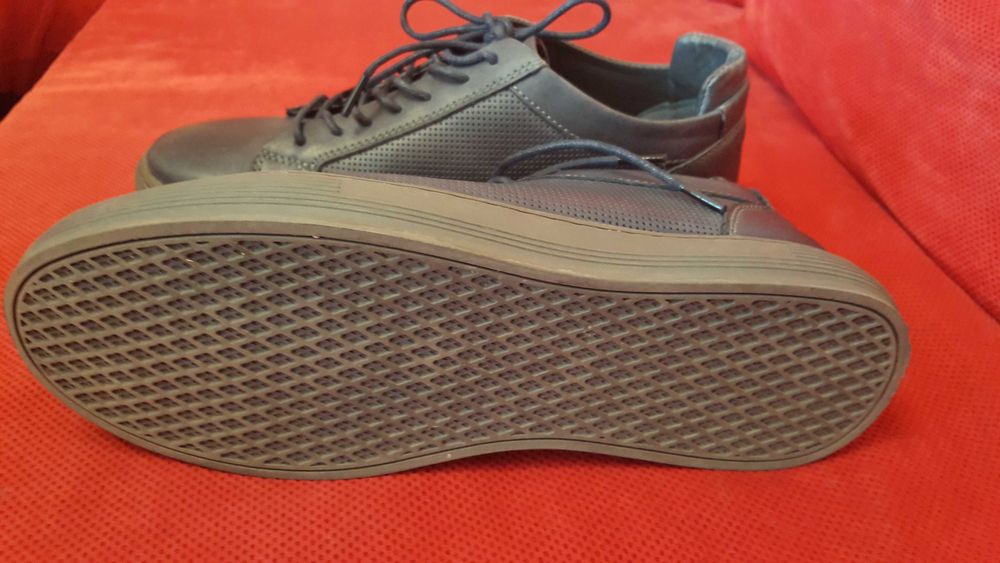 Кецове. 37 номер. Стелка около 23.5 см.