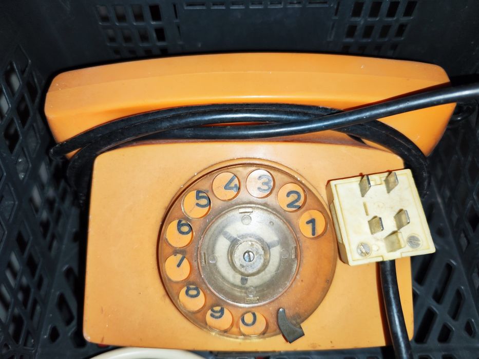 Ретро телефон с шайба
