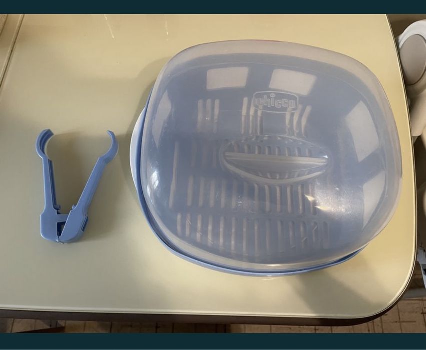 Стерилизатор для бутылочек ( Chicco)