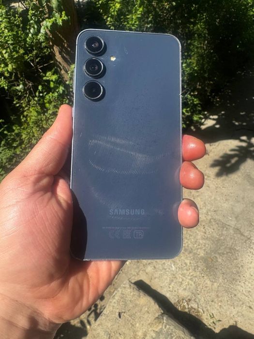 A55 5g sotiladi aybi yuq ochilmagan radnoy xotirasi 8.256